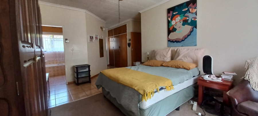 3 Bedroom Property for Sale in Flamwood North West